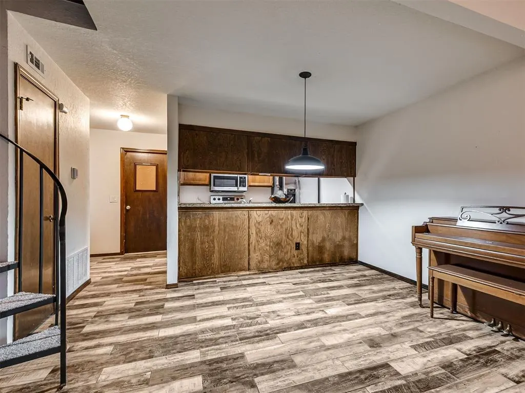 Photo 13 — 2910 Stonepoint Dr 2910, Edmond, OK 73034