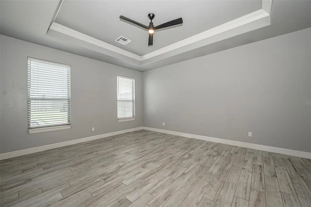Photo 11 — 13317 NW 7th Court, Yukon, OK 73099