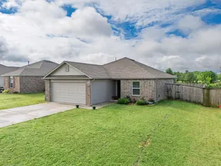 Sold home at 1917 Timber Dale Drive