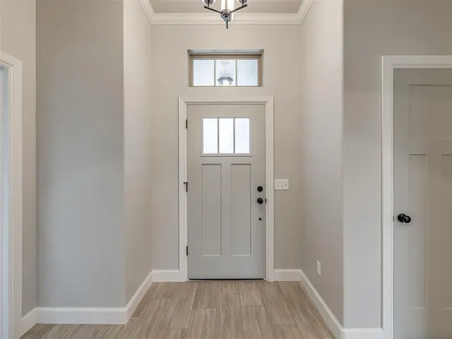 Photo 5 — 7620 Three Woods Lane, Yukon, OK 73099