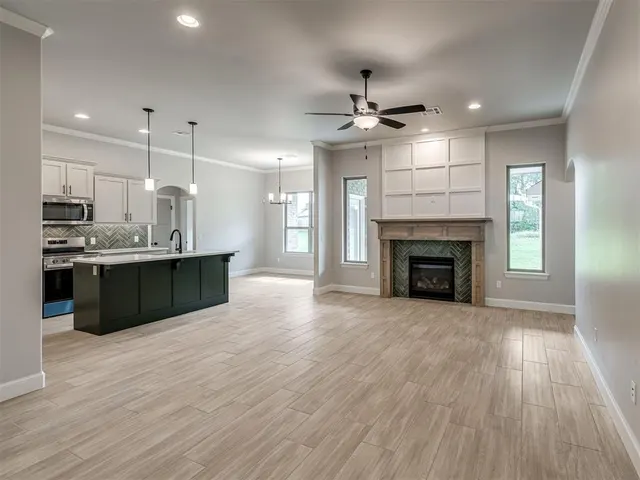 Photo 6 — 7620 Three Woods Lane, Yukon, OK 73099