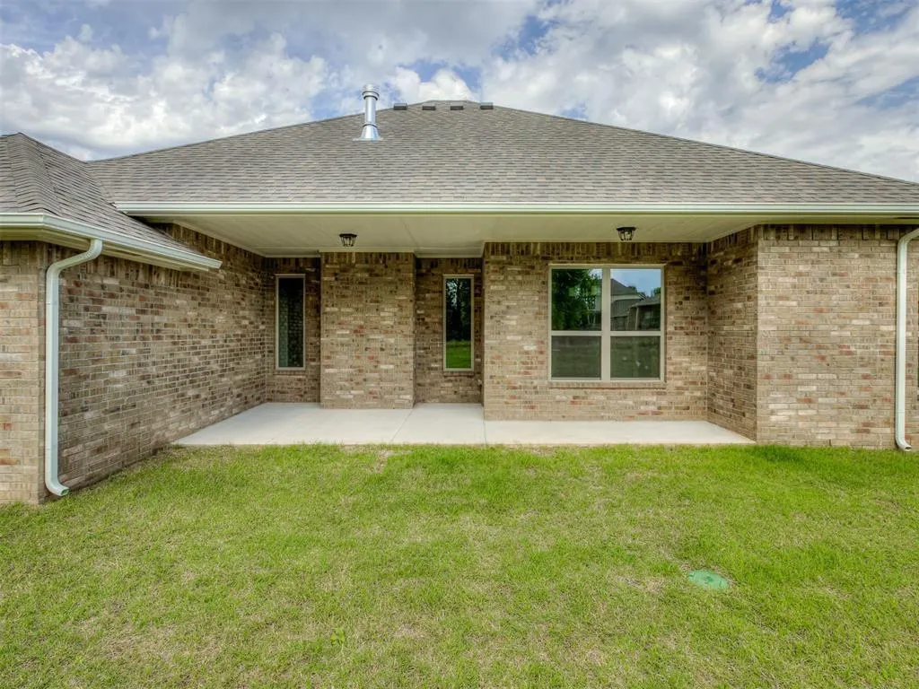 Photo 39 — 7620 Three Woods Lane, Yukon, OK 73099
