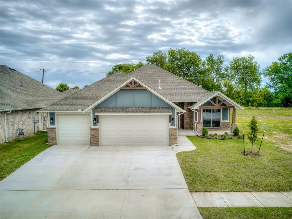 Photo 42 — 7620 Three Woods Lane, Yukon, OK 73099