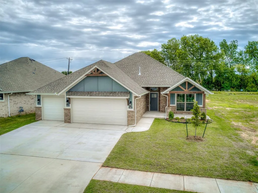 Photo 43 — 7620 Three Woods Lane, Yukon, OK 73099