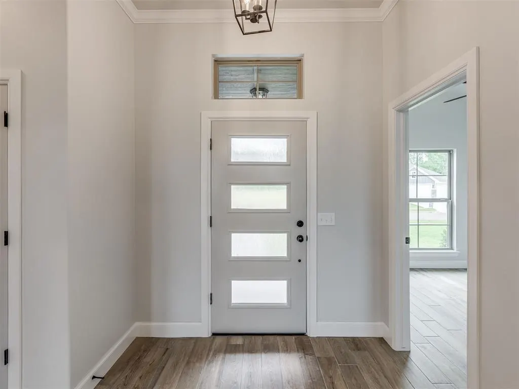 Photo 5 — 7613 Three Woods Lane, Yukon, OK 73099