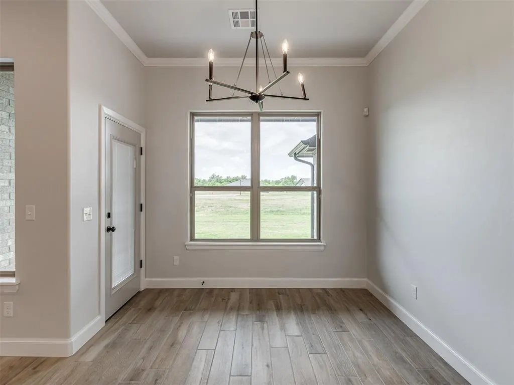 Photo 14 — 7613 Three Woods Lane, Yukon, OK 73099