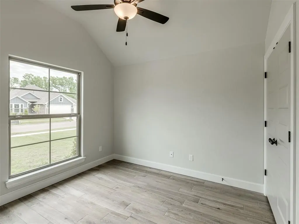 Photo 29 — 7613 Three Woods Lane, Yukon, OK 73099