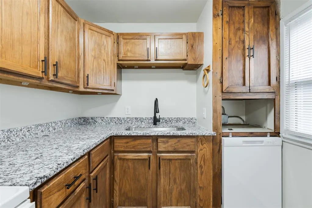 Photo 13 — 4420 SE 38 Street, Del City, OK 73115
