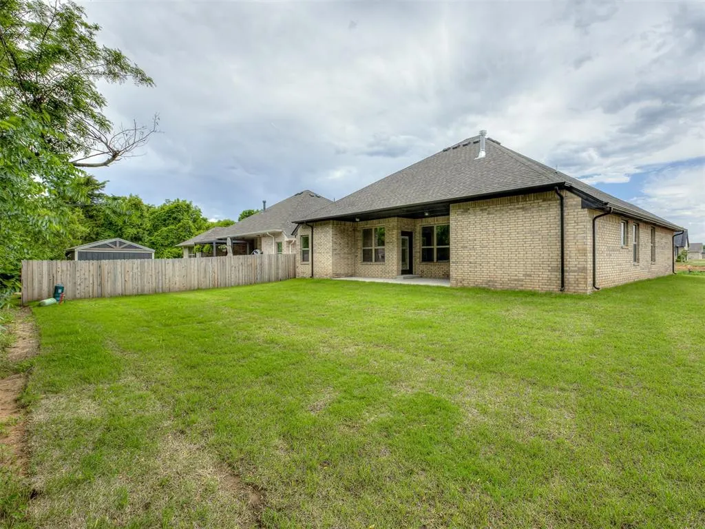 Photo 38 — 7516 Three Woods Lane, Yukon, OK 73099