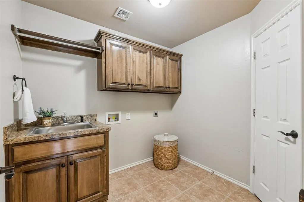 Photo 22 — 608 Ash Grove Circle, Edmond, OK 73003