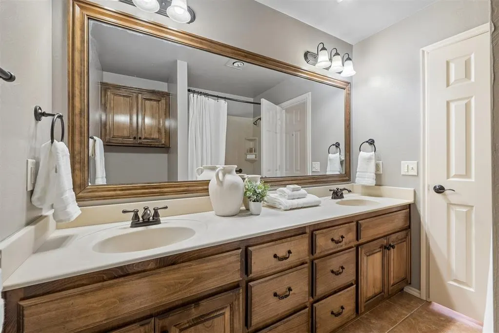 Photo 28 — 608 Ash Grove Circle, Edmond, OK 73003