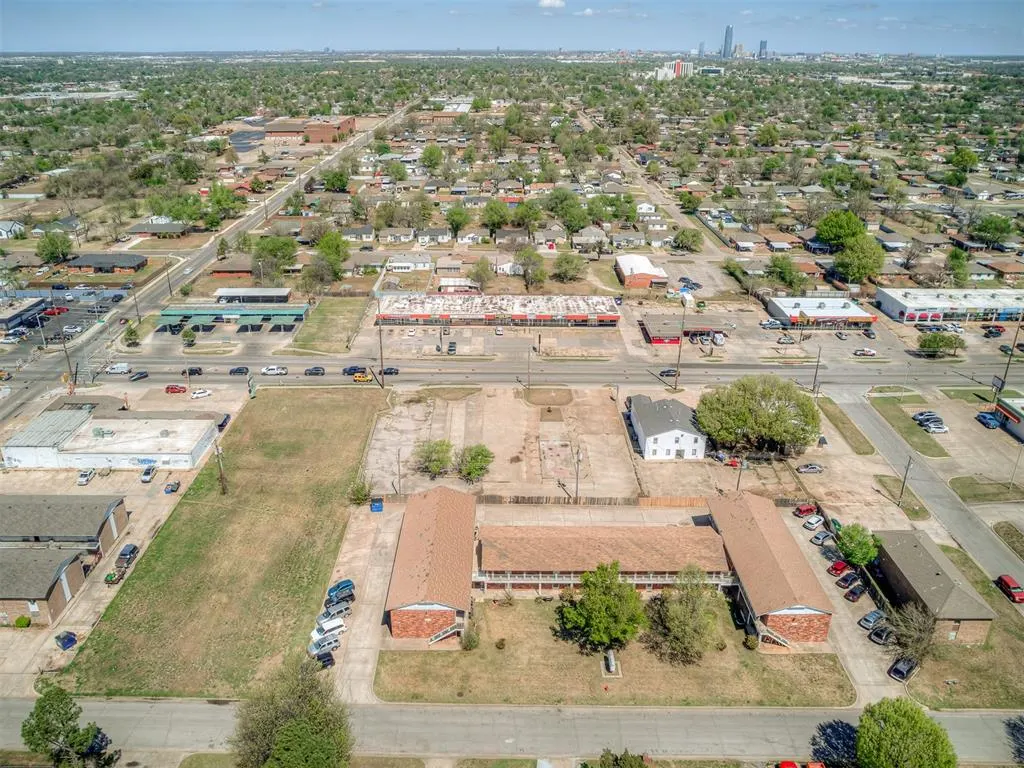 Photo 18 — 1212 SW 59th Street, Oklahoma City, OK 73109