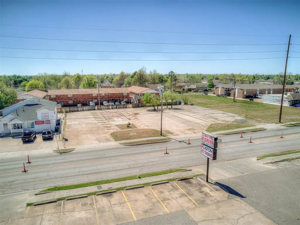 Photo 24 — 1212 SW 59th Street, Oklahoma City, OK 73109