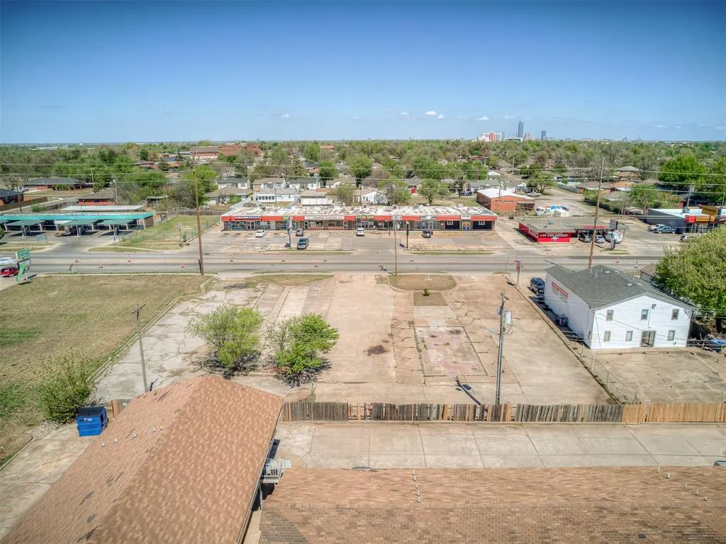 Photo 26 — 1212 SW 59th Street, Oklahoma City, OK 73109