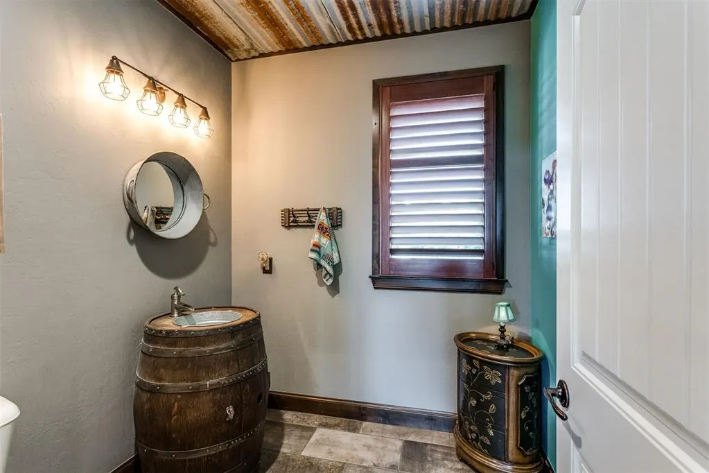 Photo 13 — 38534 Sandy Rock Road, Tecumseh, OK 74873