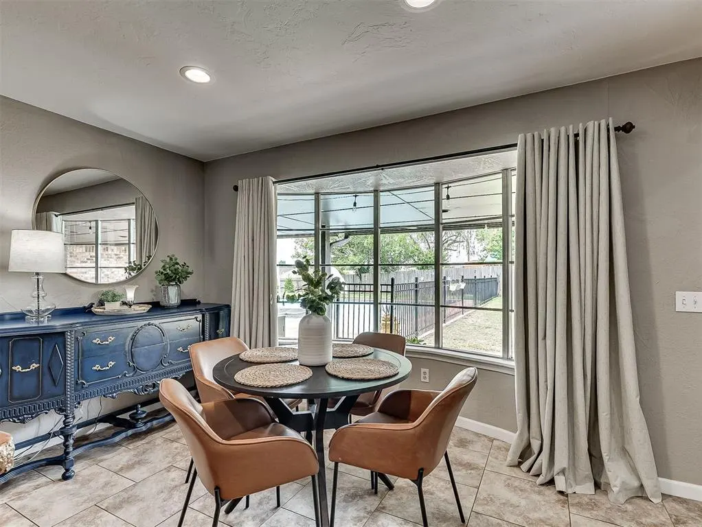 Photo 11 — 10001 Brookmill Court, Oklahoma City, OK 73159