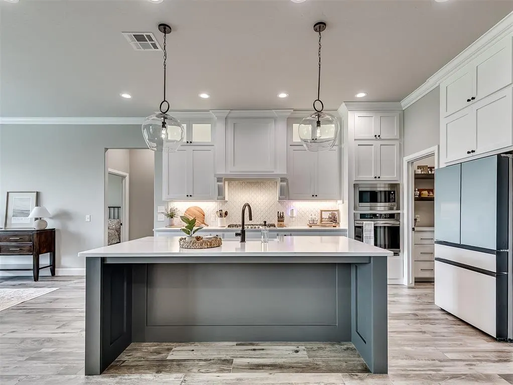 Photo 9 — 5713 Copper Stone Court, Mustang, OK 73064