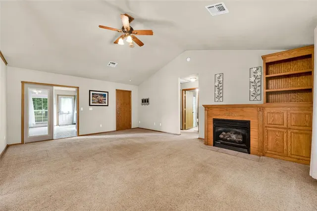 Photo 5 — 965 Honeysuckle Drive, Tuttle, OK 73089
