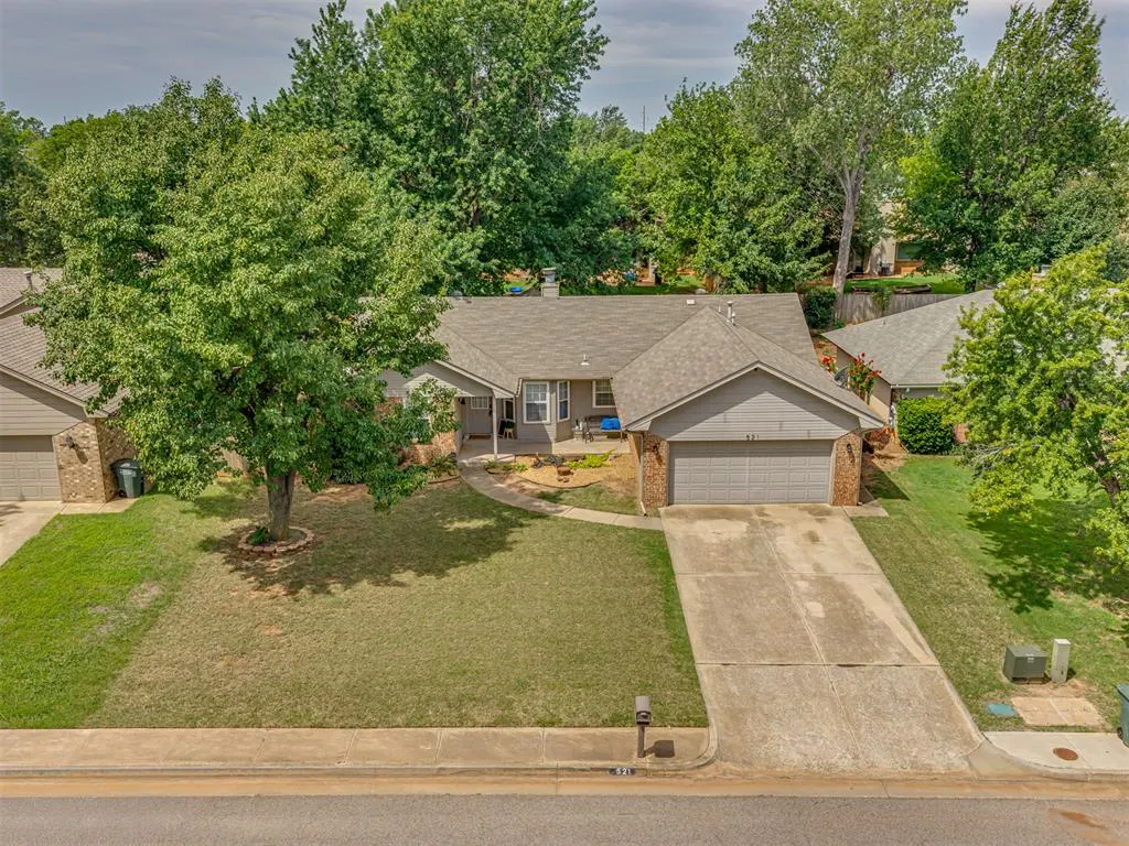 Photo 35 — 521 Old English Road, Edmond, OK 73003