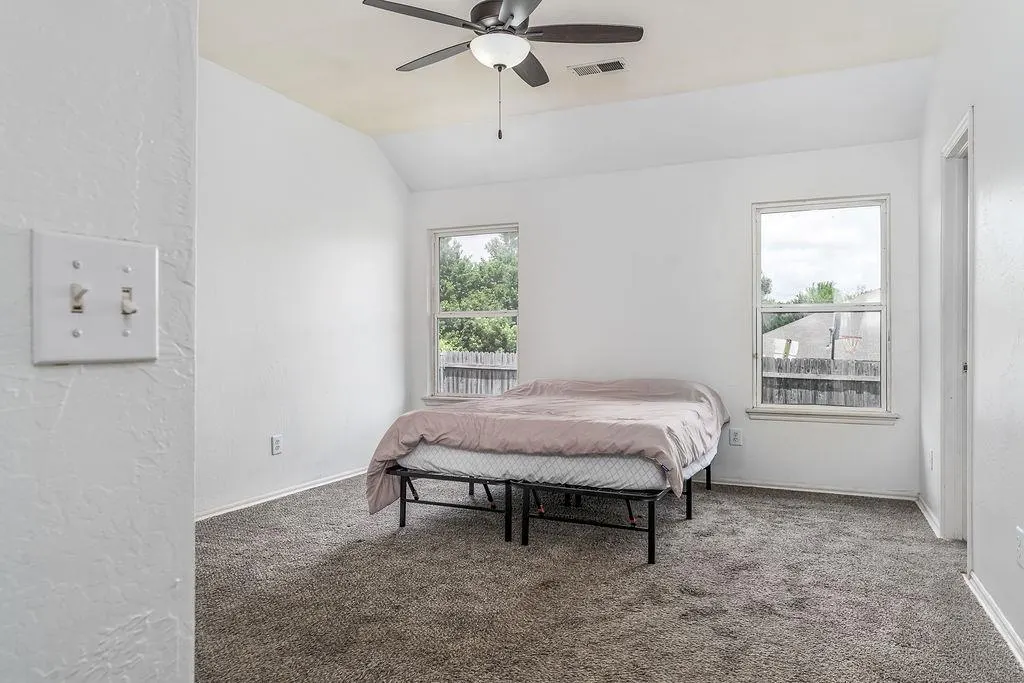 Photo 19 — 11017 NW 107th Circle, Yukon, OK 73099