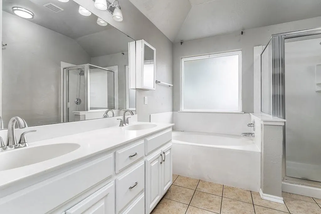 Photo 22 — 11017 NW 107th Circle, Yukon, OK 73099