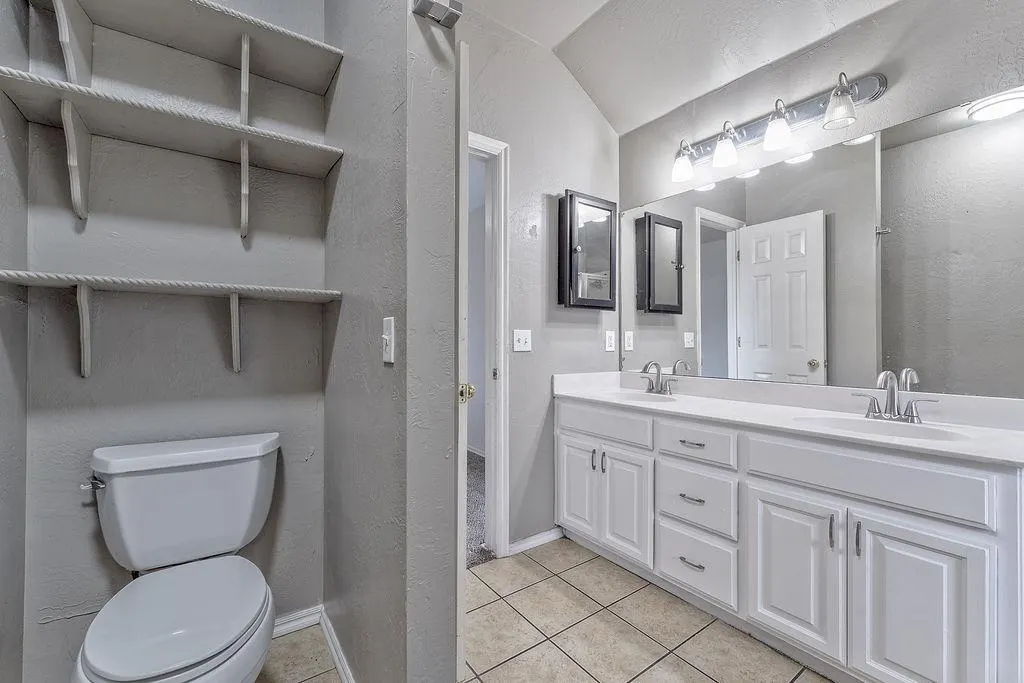 Photo 34 — 11017 NW 107th Circle, Yukon, OK 73099