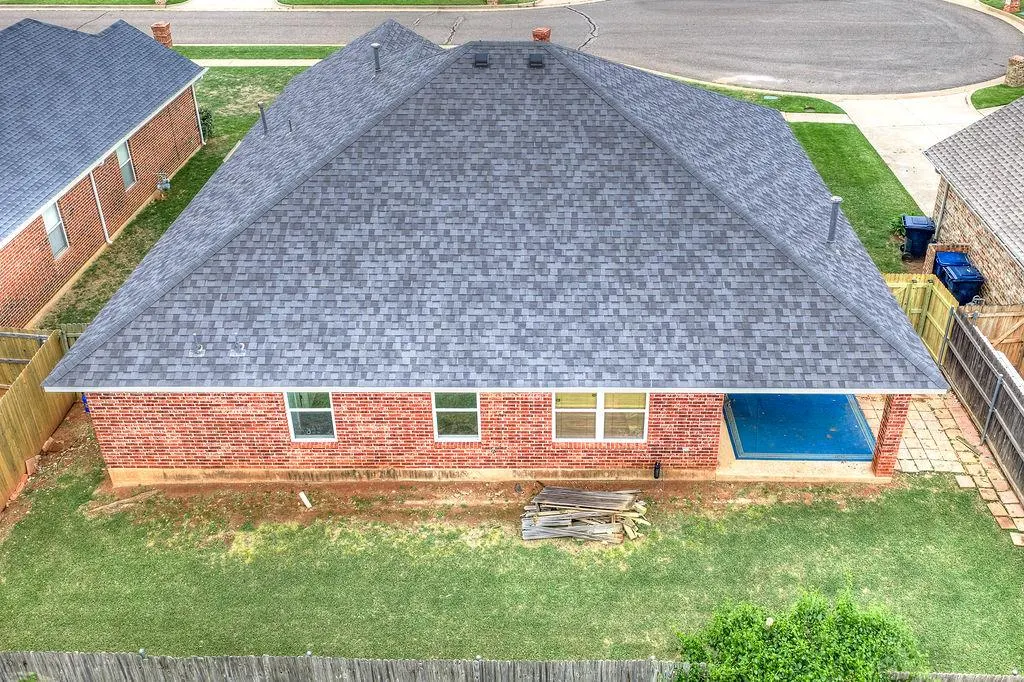 Photo 36 — 11017 NW 107th Circle, Yukon, OK 73099