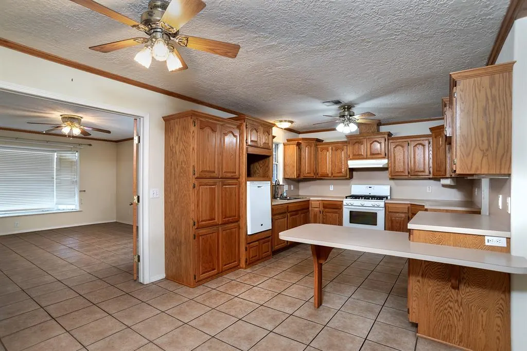 Photo 7 — 1102 E Mahar Drive, Perkins, OK 74059