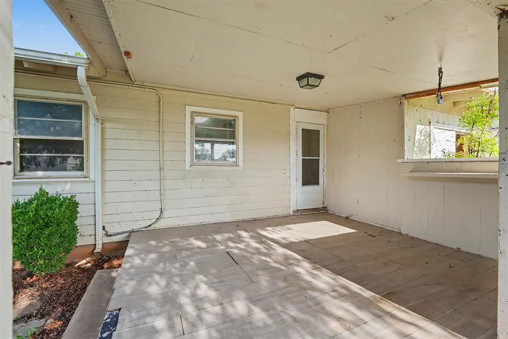 Photo 36 — 601 N Morton Street, Hollis, OK 73550