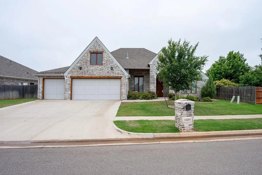 Photo 2 — 18205 Calder Road, Edmond, OK 73012