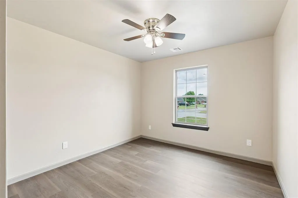 Photo 34 — 512 S Castle Ridge Lane, Mustang, OK 73064