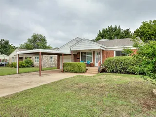 Sold home at 521 NW 50th Street