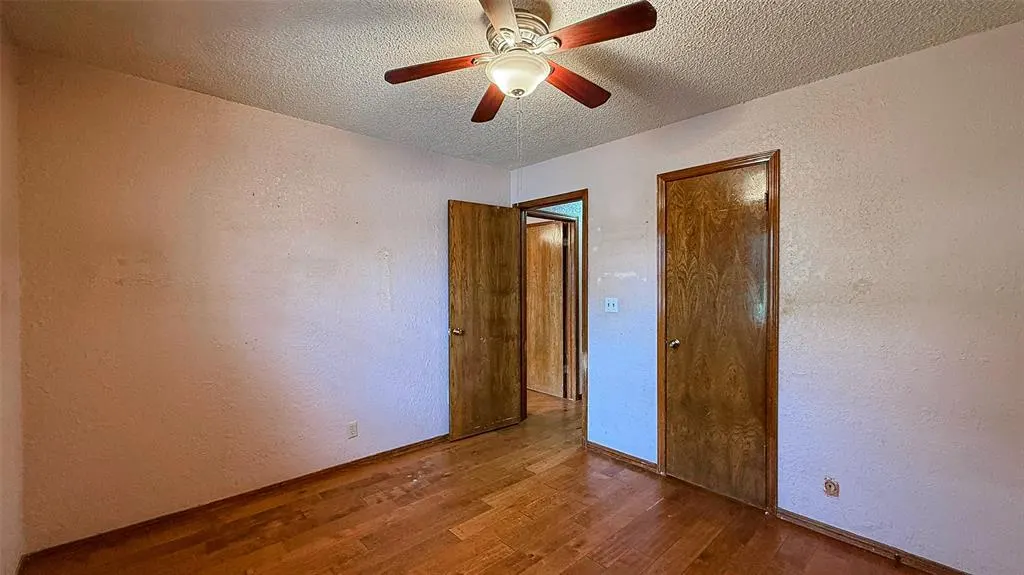 Photo 25 — 208 SE 30th Street, Moore, OK 73160