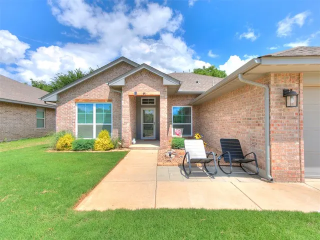 Photo 3 — 4617 Osprey Drive, Norman, OK 73072