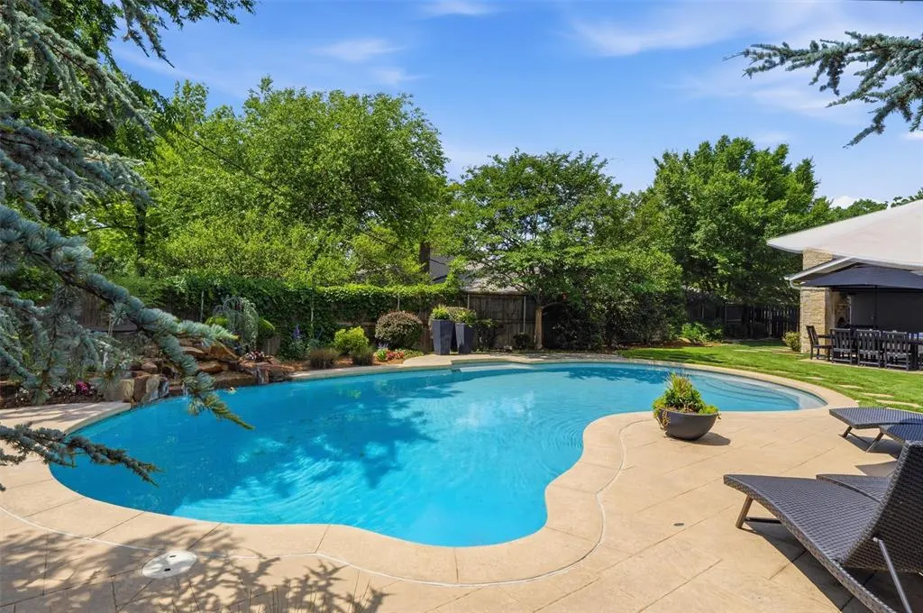 Photo 2 — 1222 Kenilworth Road, Oklahoma City, OK 73114
