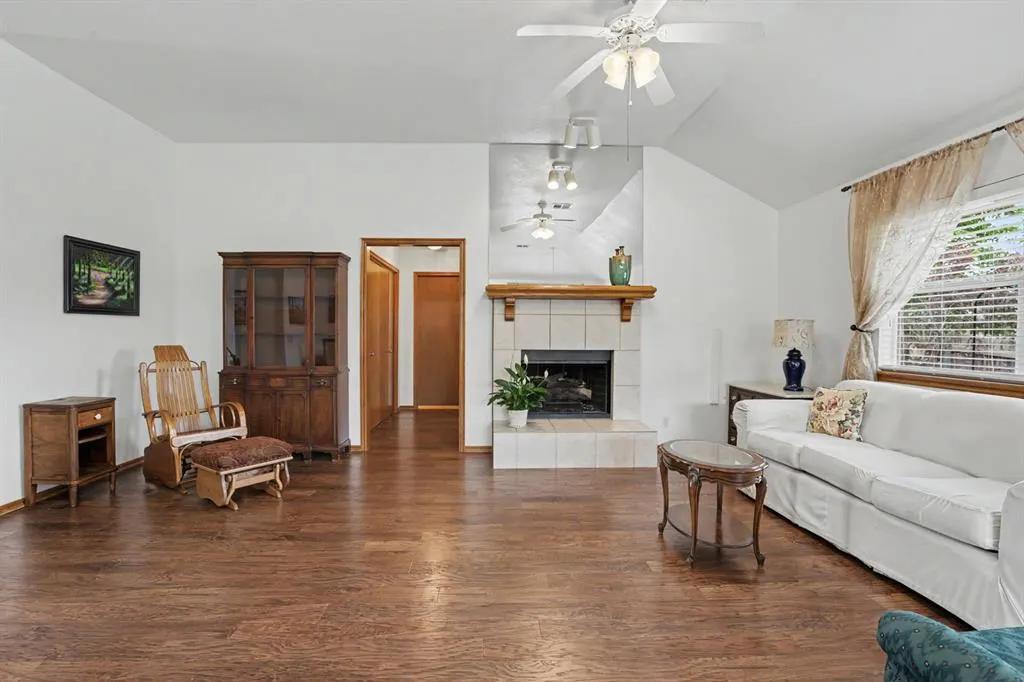 Photo 5 — 227 N Kelly Avenue, Edmond, OK 73003