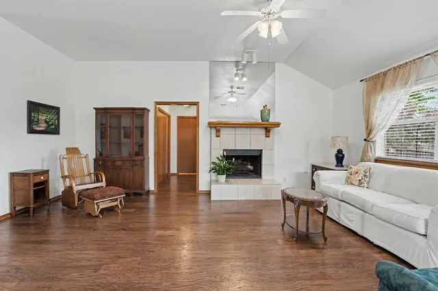 Photo 5 — 227 N Kelly Avenue, Edmond, OK 73003