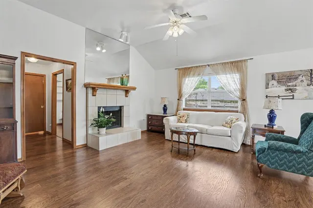 Photo 6 — 227 N Kelly Avenue, Edmond, OK 73003