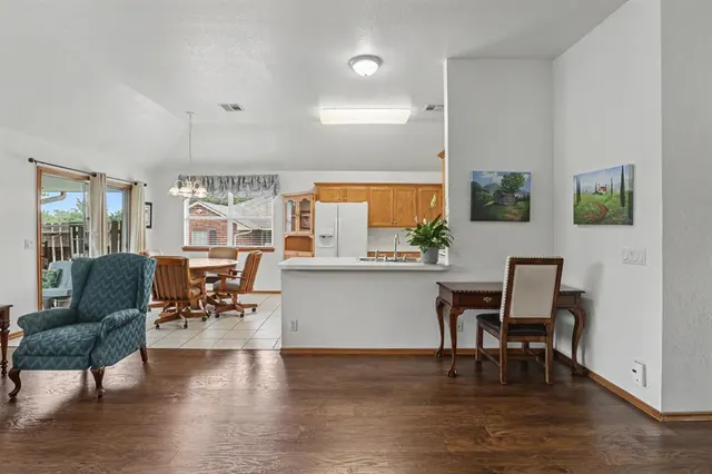 Photo 7 — 227 N Kelly Avenue, Edmond, OK 73003