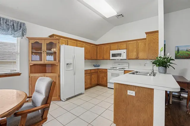 Photo 8 — 227 N Kelly Avenue, Edmond, OK 73003