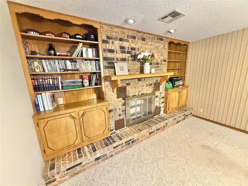 Photo 8 — 905 N Ann Street, Granite, OK 73547