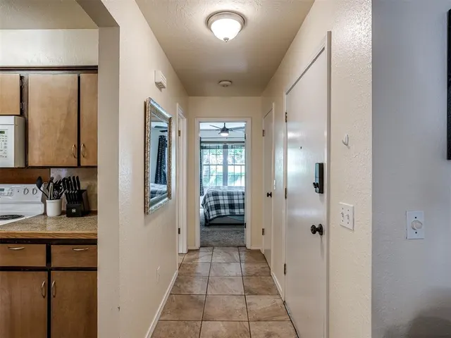 Photo 5 — 14021 Crossing Way, Edmond, OK 73013