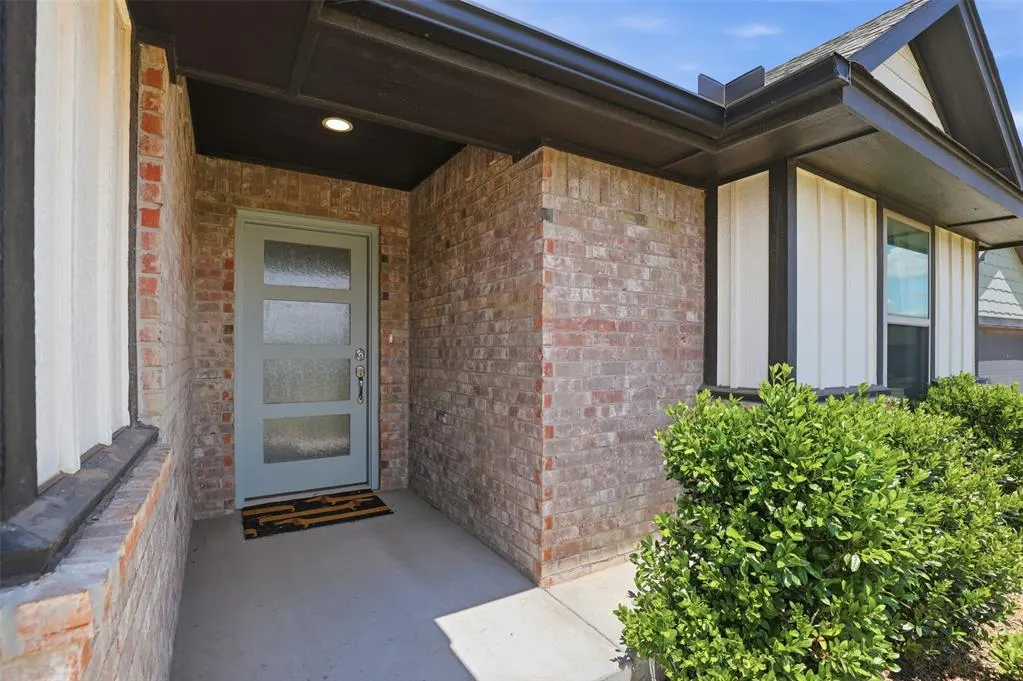 Photo 6 — 9005 NW 121st Terrace, Yukon, OK 73099