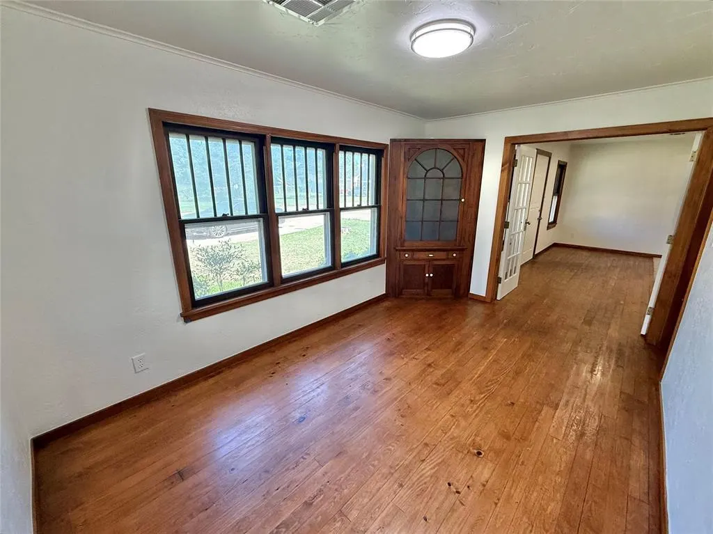 Photo 6 — 207 S Park Road, Hobart, OK 73651