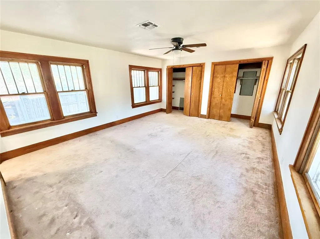 Photo 21 — 207 S Park Road, Hobart, OK 73651