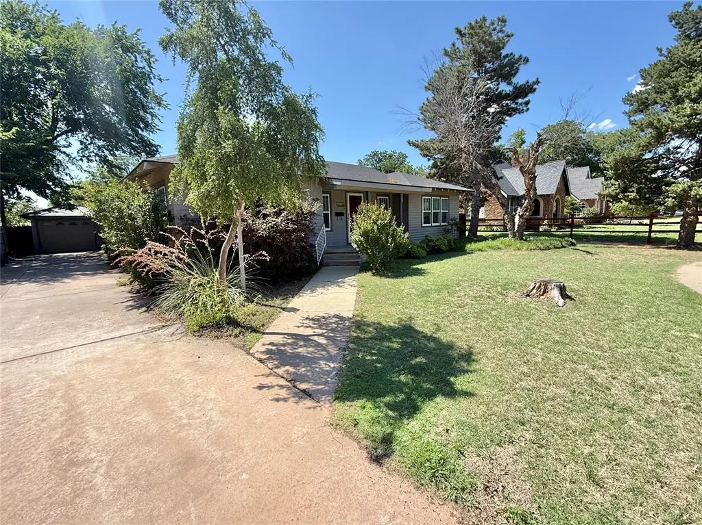 Photo 29 — 207 S Park Road, Hobart, OK 73651