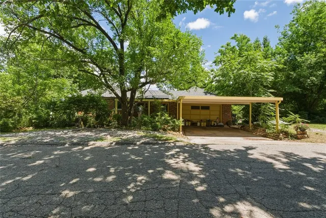 Front exterior — 3100 NE 30th Street, Oklahoma City, OK 73121