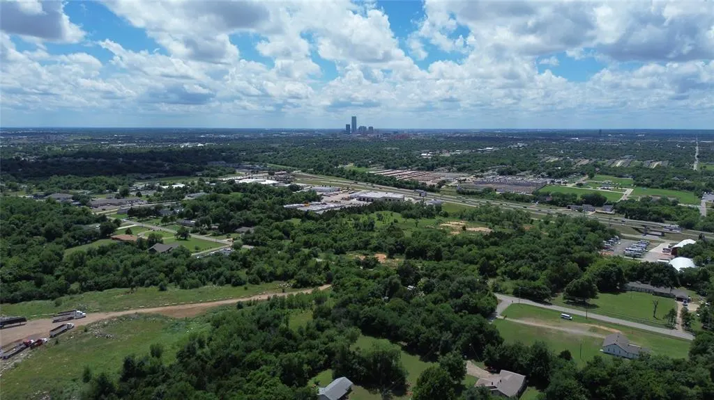 Photo 27 — 3100 NE 30th Street, Oklahoma City, OK 73121