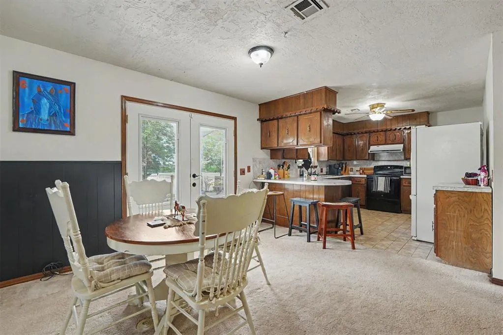 Photo 17 — 502 W Enterprise Avenue, Sayre, OK 73662