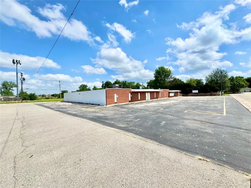 Front exterior — 3034 Del View Drive, Del City, OK 73115